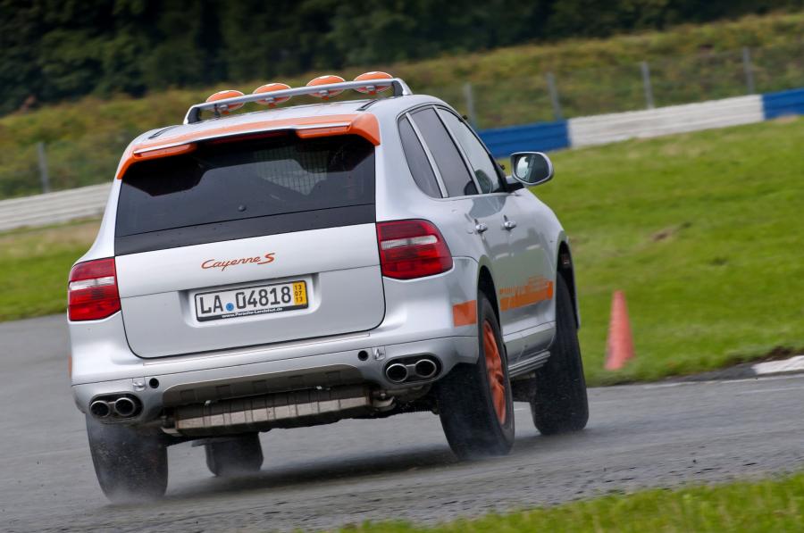  Porsche Cayenne S Transsyberia (957) 2007 года  (фото 12 из 57)